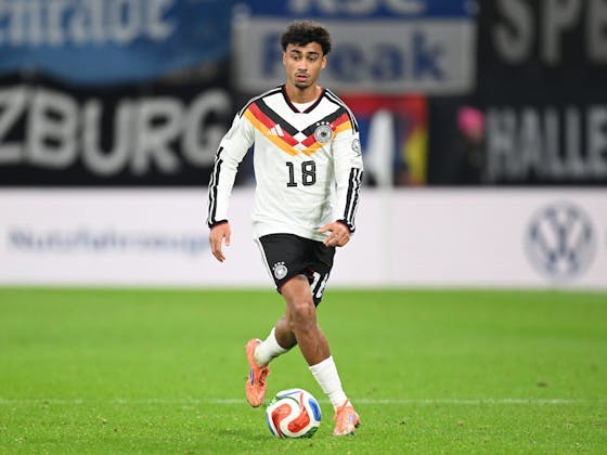 Manchester City Holds High Regard for Bundesliga Full Back How Will