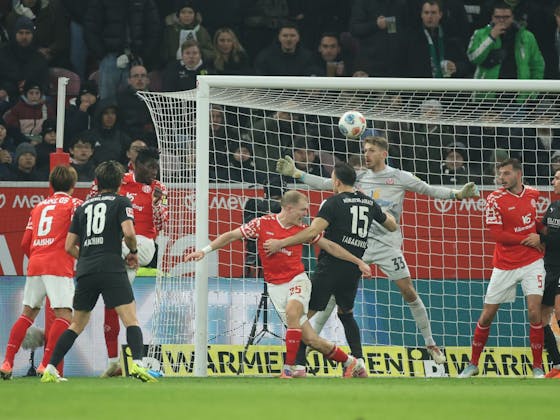 Player Ratings Borussia Monchengladbachs Victory Over Mainz Keeps Them Unbeaten