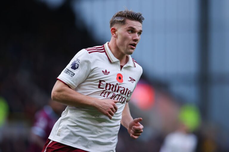 RsnjbbTro9P7PfMjUPatrP 2560 80